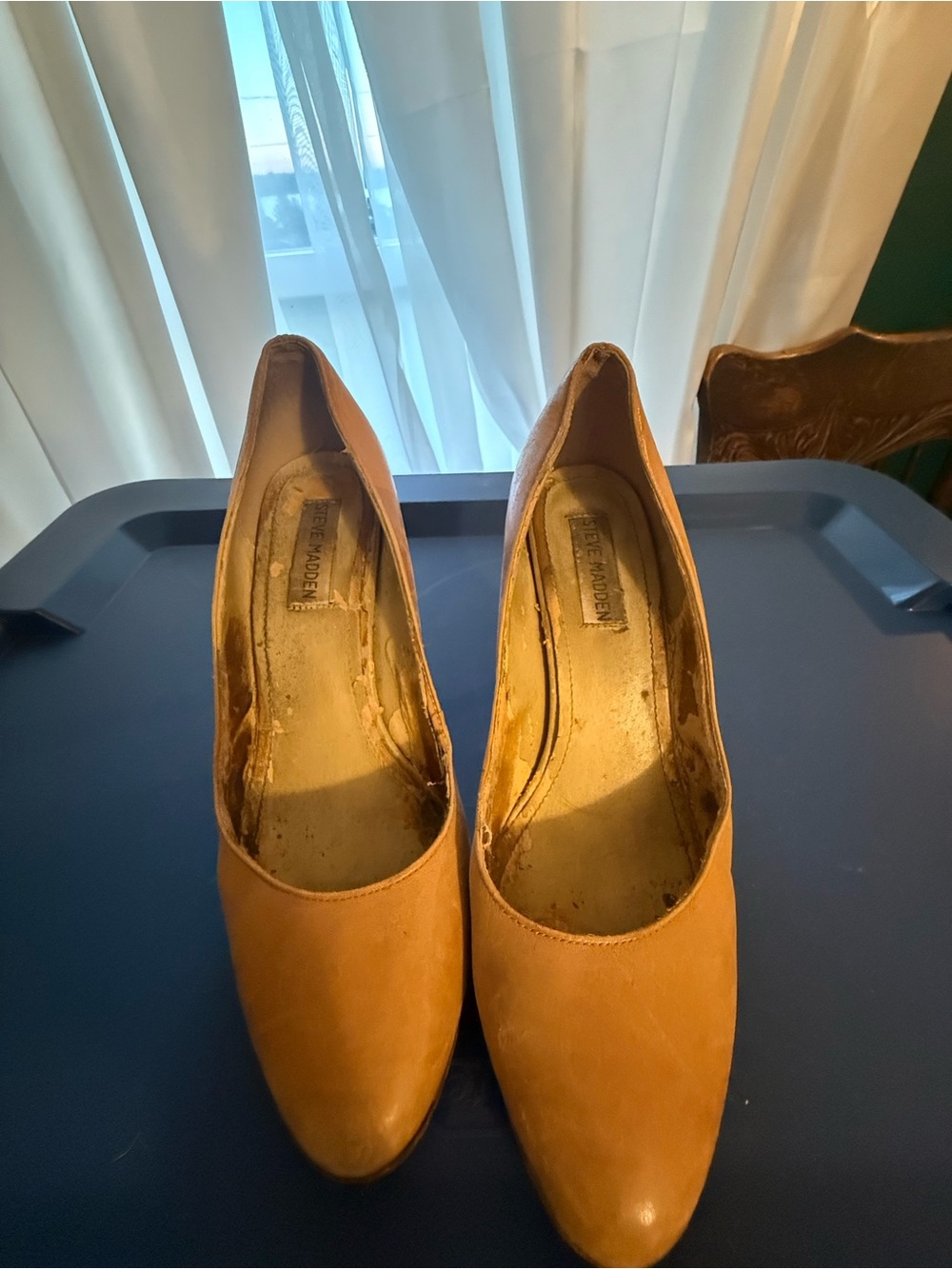 Steve Madden Camel/Tan Leather Pointed-Toe Pumps
